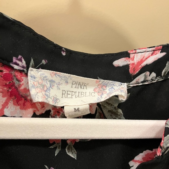 Pink Republic floral blouse - Picture 4 of 4